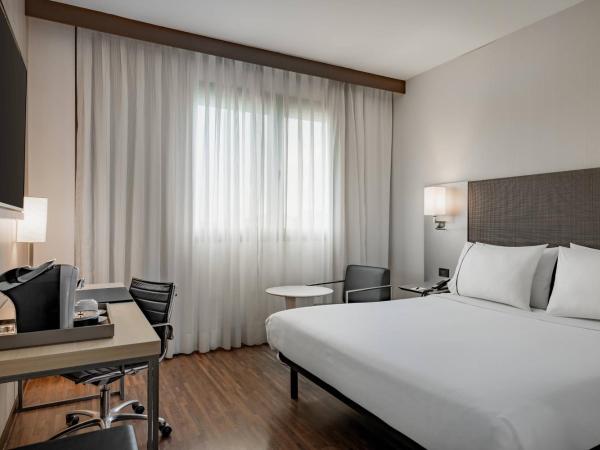 AC Hotel Bologna by Marriott : photo 1 de la chambre chambre lit king-size standard plus avec 1 lit king-size