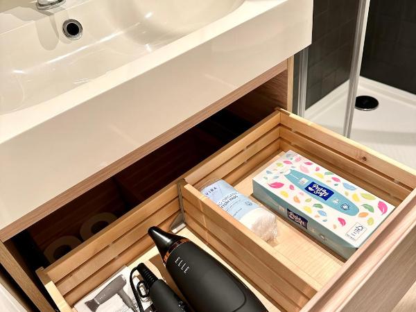 My Haus European Commision : photo 10 de la chambre chambre double avec salle de bains commune