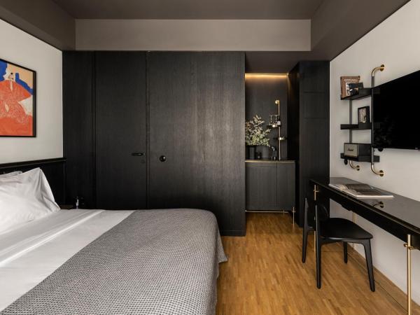 The Modernist Athens : photo 2 de la chambre chambre supérieure avec balcon