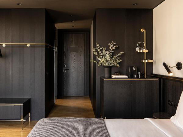 The Modernist Athens : photo 8 de la chambre chambre deluxe avec balcon