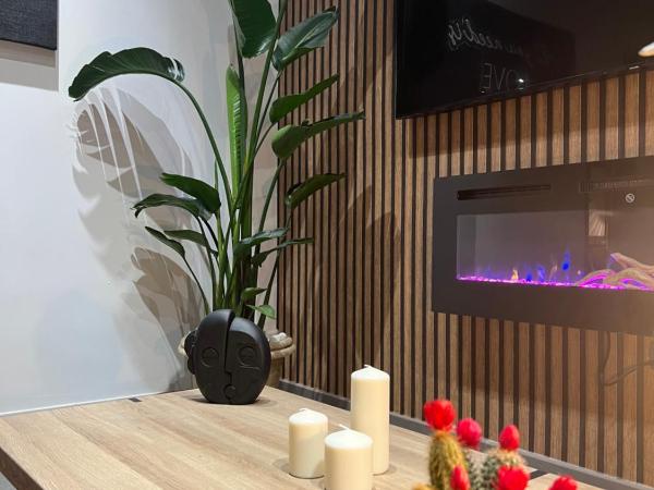 Nanà Home : photo 10 de la chambre chambre lit king-size avec baignoire spa