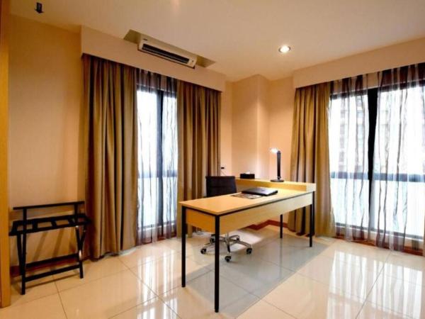 Imperial Heritage Hotel Melaka I City Centre I Free Club Lounge Access I Free Wifi I Free Parking : photo 1 de la chambre chambre exécutive