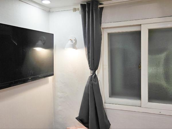 Miju Hostel : photo 1 de la chambre chambre double avec salle de bains privative