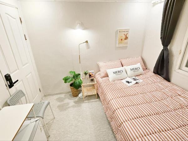 Miju Hostel : photo 1 de la chambre chambre double avec salle de bains privative
