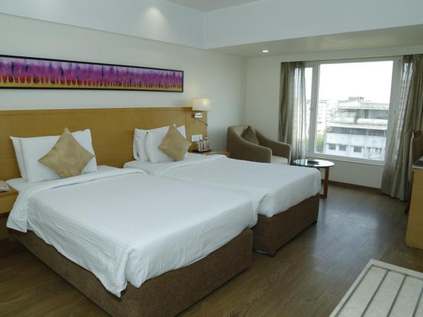 Sarovar Portico Rivera Ahmedabad : photo 5 de la chambre superior room - 2 single beds (15% discount on food and soft beverage)