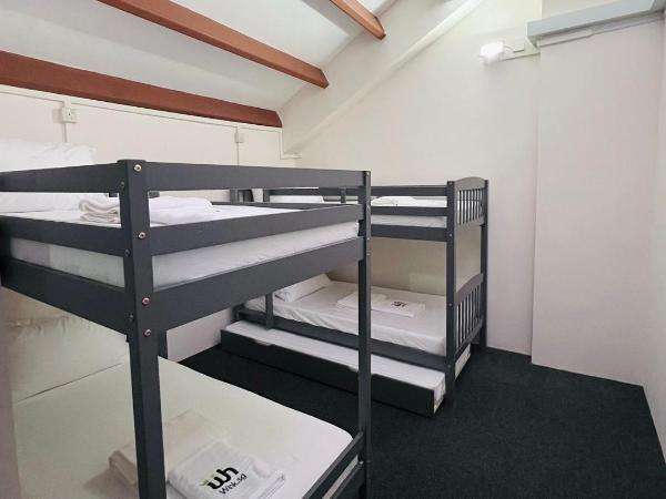 Wink at Perak Road : photo 2 de la chambre chambre familiale avec salle de bains