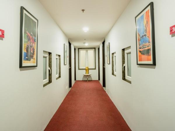Inde Hotel Sec- 49, Golf Course Extension, Gurgaon : photo 4 de la chambre chambre lits jumeaux