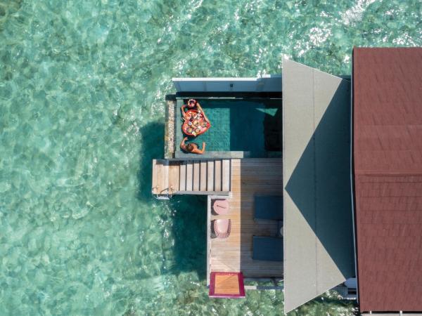 OBLU SELECT Lobigili - Premium All-Inclusive with Free Transfers : photo 3 de la chambre water villa avec piscine