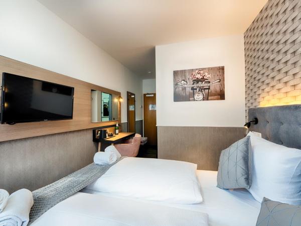 Home Hotel : photo 5 de la chambre chambre double