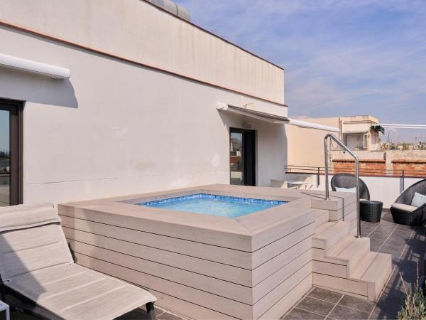 Catalonia Gran Via BCN : photo 5 de la chambre suite avec piscine privée