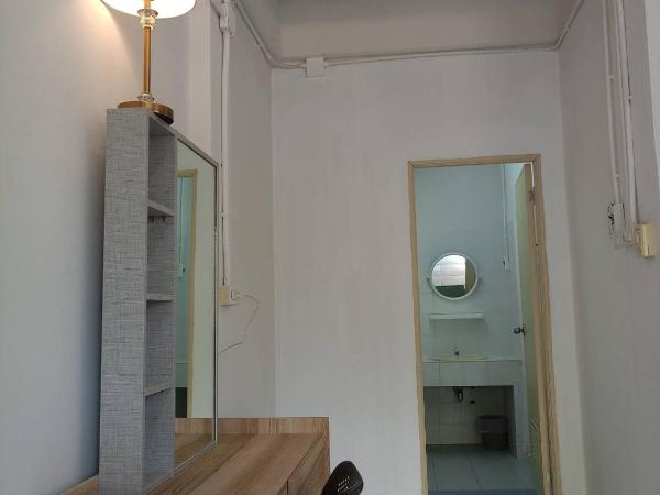 Wave House Studio Huahin : photo 7 de la chambre chambre double deluxe avec balcon