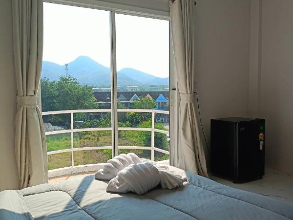 Wave House Studio Huahin : photo 4 de la chambre chambre double deluxe avec balcon