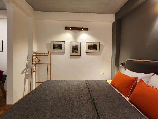 JHouse near Bhikaji : photo 7 de la chambre chambre double supérieure