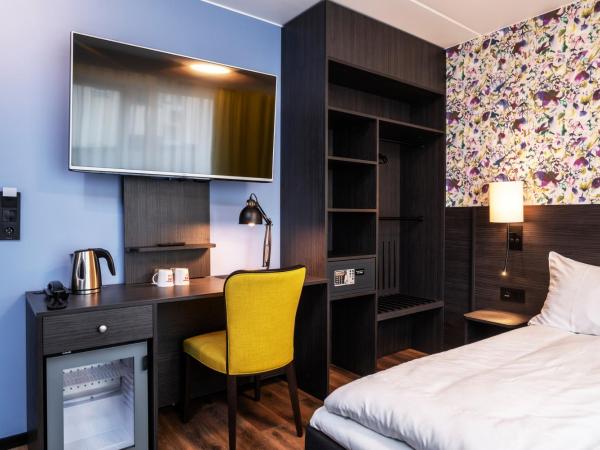 Thon Hotel Tromsø : photo 4 de la chambre chambre standard lit queen-size