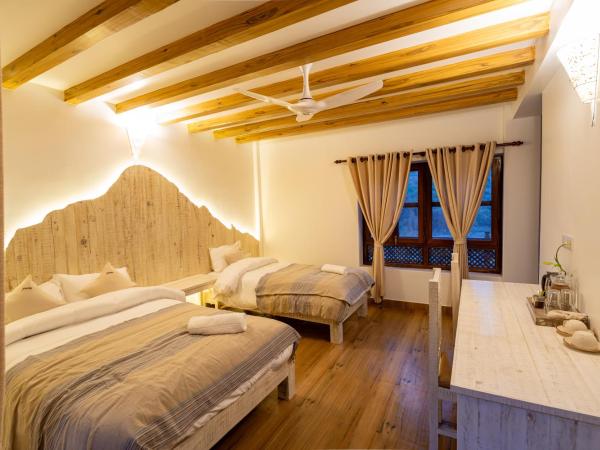 Purna : photo 2 de la chambre chambre double avec lit d'appoint