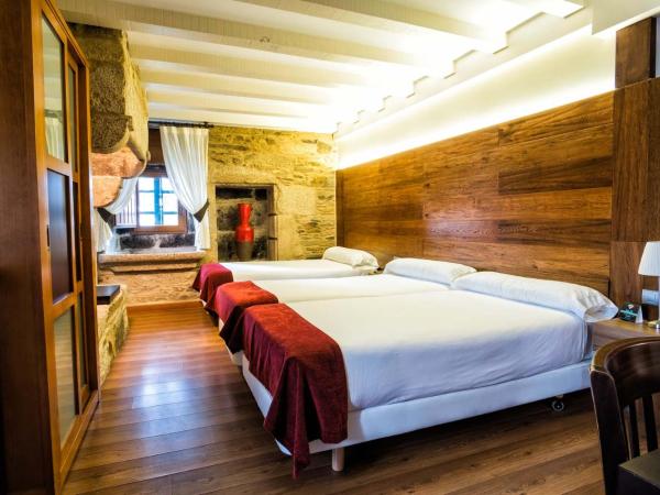Hotel Alda Bonaval : photo 6 de la chambre chambre triple