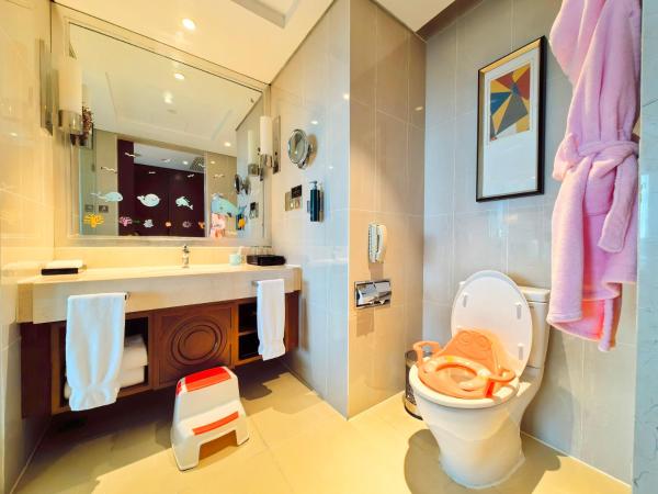 DoubleTree by Hilton Ningbo - Chunxiao : photo 3 de la chambre chambre lit king-size exécutive