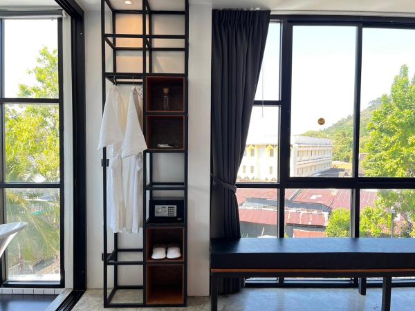 Book a Bed Poshtel - SHA Plus : photo 10 de la chambre suite exécutive