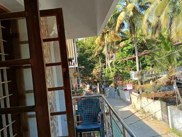 Juliet's Homestay : photo 4 de la chambre chambre double standard avec ventilateur