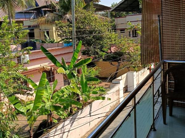 Juliet's Homestay : photo 5 de la chambre chambre double standard avec ventilateur