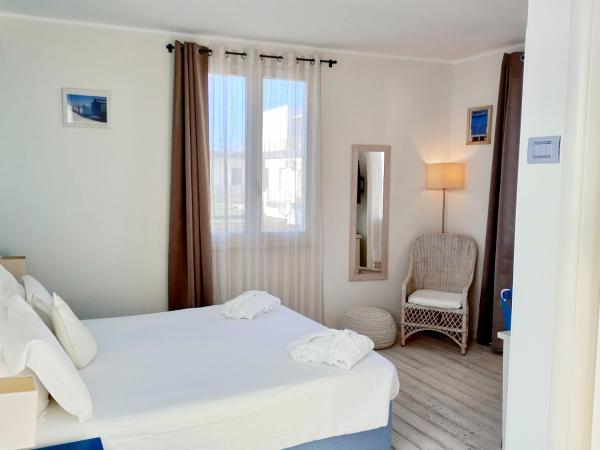 Hotel La Villa Del Mare : photo 2 de la chambre chambre double supérieure avec terrasse