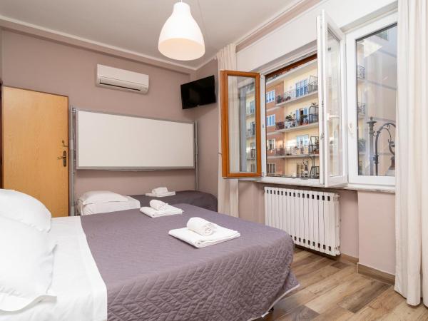 Ostello Le Sirene : photo 7 de la chambre chambre triple