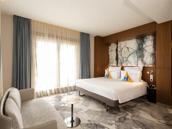 Novotel Tunis Lac : photo 9 de la chambre suite exécutive avec lit king-size