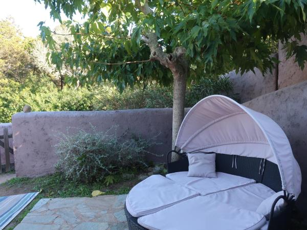 Domaine Bocca di Feno : photo 5 de la chambre chambre double avec terrasse - 15 m²