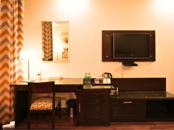 Amber Inn by Orion Hotels : photo 3 de la chambre chambre deluxe double ou lits jumeaux