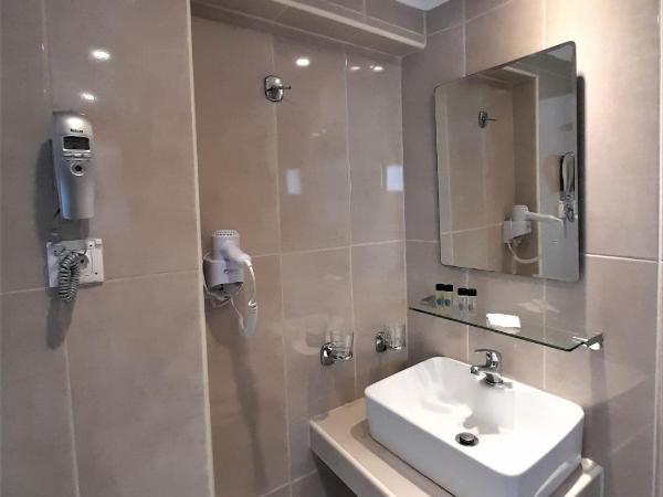 Elite Hotel : photo 10 de la chambre chambre triple