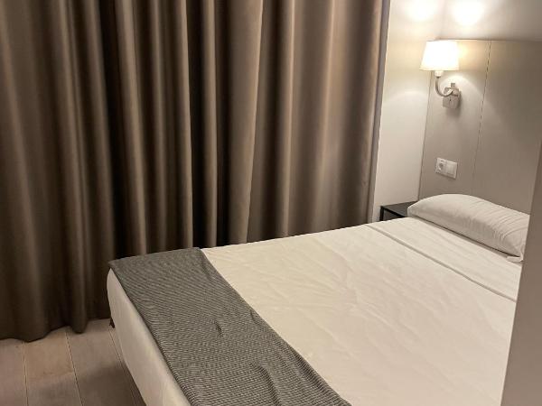 Hotel Boutique Centro BBB Auto check in : photo 4 de la chambre chambre double ou lits jumeaux