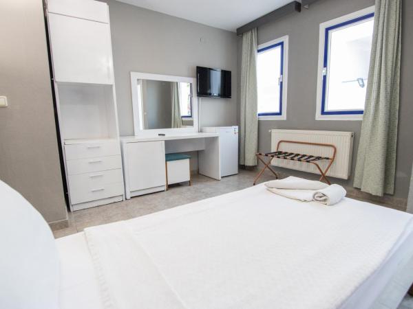 Sunpoint Hotel Bodrum : photo 3 de la chambre chambre familiale