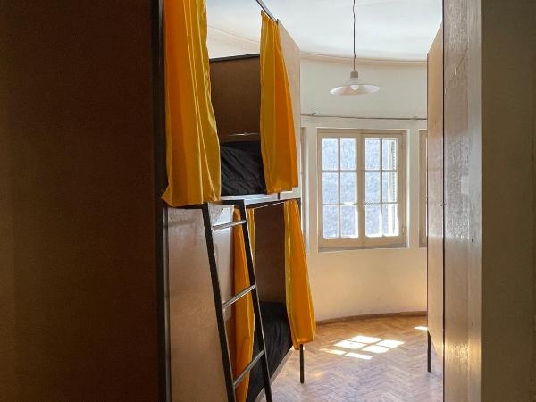 Mora Hostel : photo 4 de la chambre lit dans dortoir mixte de 8 lits