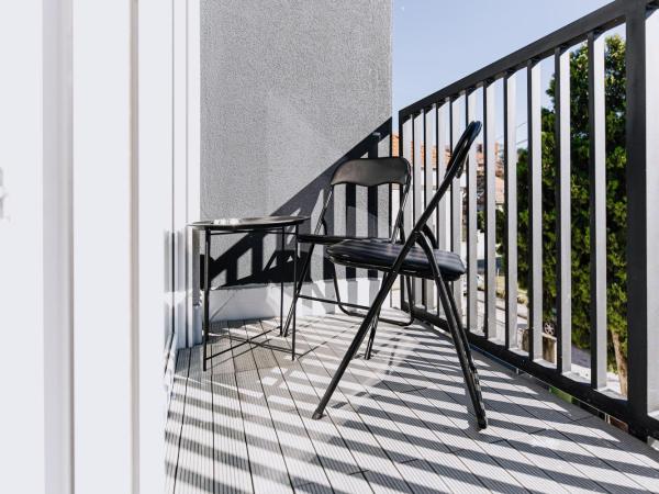 Allegra House : photo 9 de la chambre appartement avec balcon