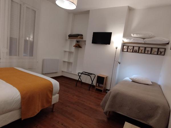 The Originals Access, Hotel Le Canter Saumur : photo 4 de la chambre chambre triple