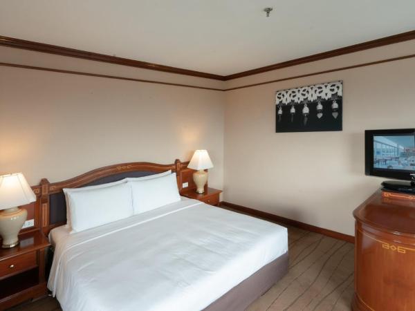 Centara Riverside Hotel Chiang Mai : photo 7 de la chambre suite junior