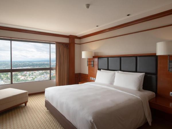 Centara Riverside Hotel Chiang Mai : photo 4 de la chambre suite executive - vue sur rivière