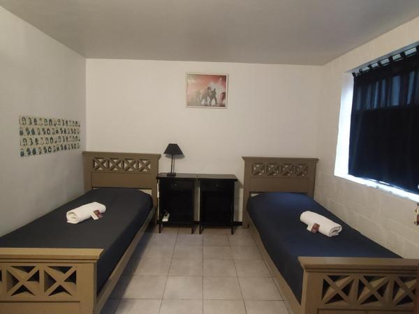 Play Hostel Arcos : photo 6 de la chambre chambre double avec salle de bains commune