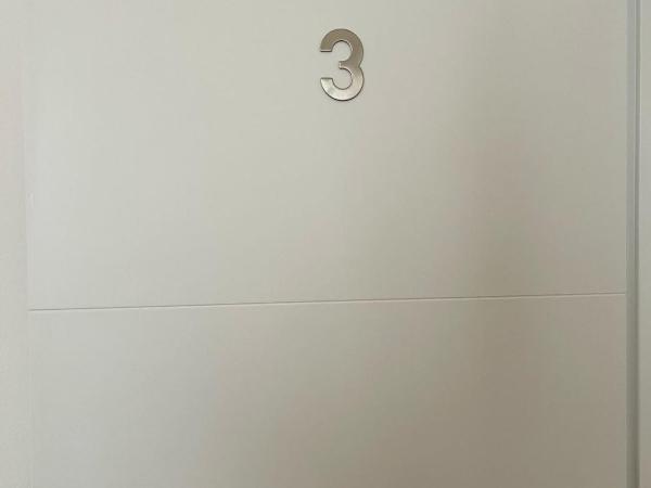 Suites Larios : photo 4 de la chambre chambre double standard avec salle de bains commune