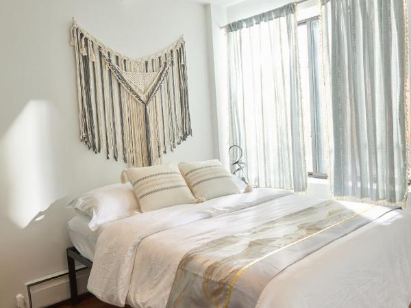 American Dream Guest House : photo 2 de la chambre chambre double avec salle de bains commune