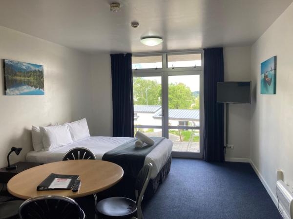 Hampshire Holiday Parks - Queenstown Lakeview : photo 2 de la chambre studio 1 chambre