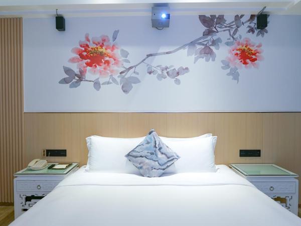 Paco Hotel Tiyuxilu Metro Guangzhou-Free Shuttle Bus for Canton Fair : photo 1 de la chambre chambre lit king-size supérieure (sans fenêtre)