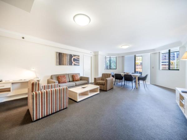 Oaks Sydney Castlereagh Suites : photo 3 de la chambre appartement 2 chambres - clé double