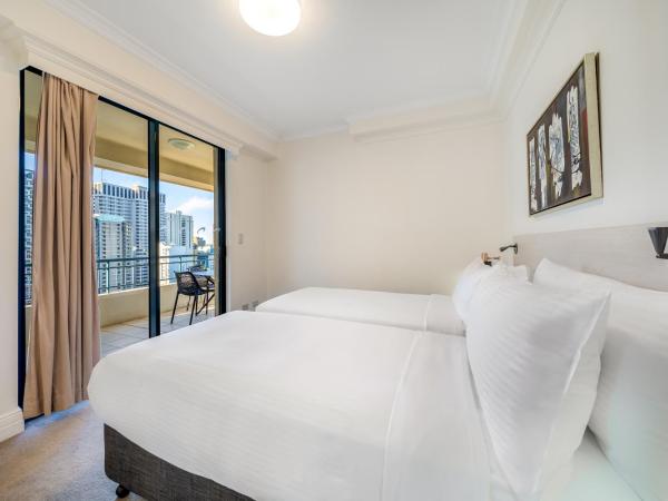 Oaks Sydney Castlereagh Suites : photo 2 de la chambre appartement 3 chambres