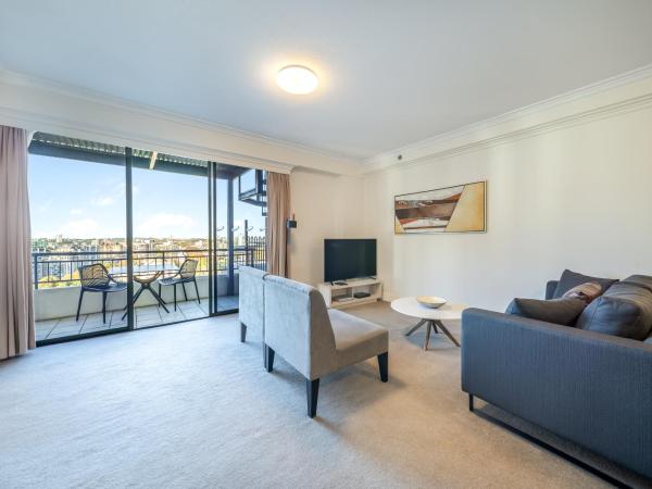 Oaks Sydney Castlereagh Suites : photo 5 de la chambre appartement 3 chambres