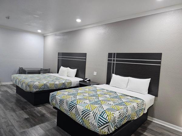 Motel 6 Houston, TX - Hwy 249 and Fallbrook : photo 8 de la chambre chambre deluxe avec 2 lits queen-size - non-fumeurs