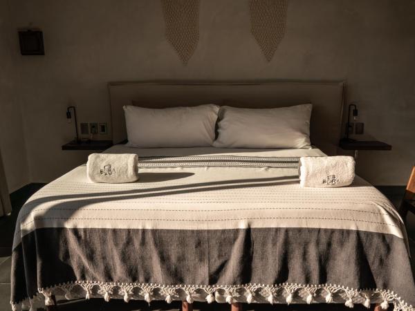 Bora Boutique - Adults Only : photo 5 de la chambre suite avec terrasse 