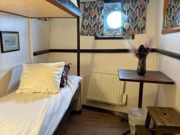 Den Röda Båten : photo 4 de la chambre cabine Économique sur le bateau (2 adultes)