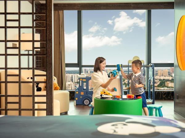 CYNN XANADU Hotel Chengdu : photo 4 de la chambre cynn panda suite