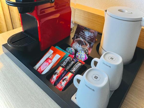 Best Western Plus Paris Orly Airport : photo 4 de la chambre chambre supérieure lit queen-size